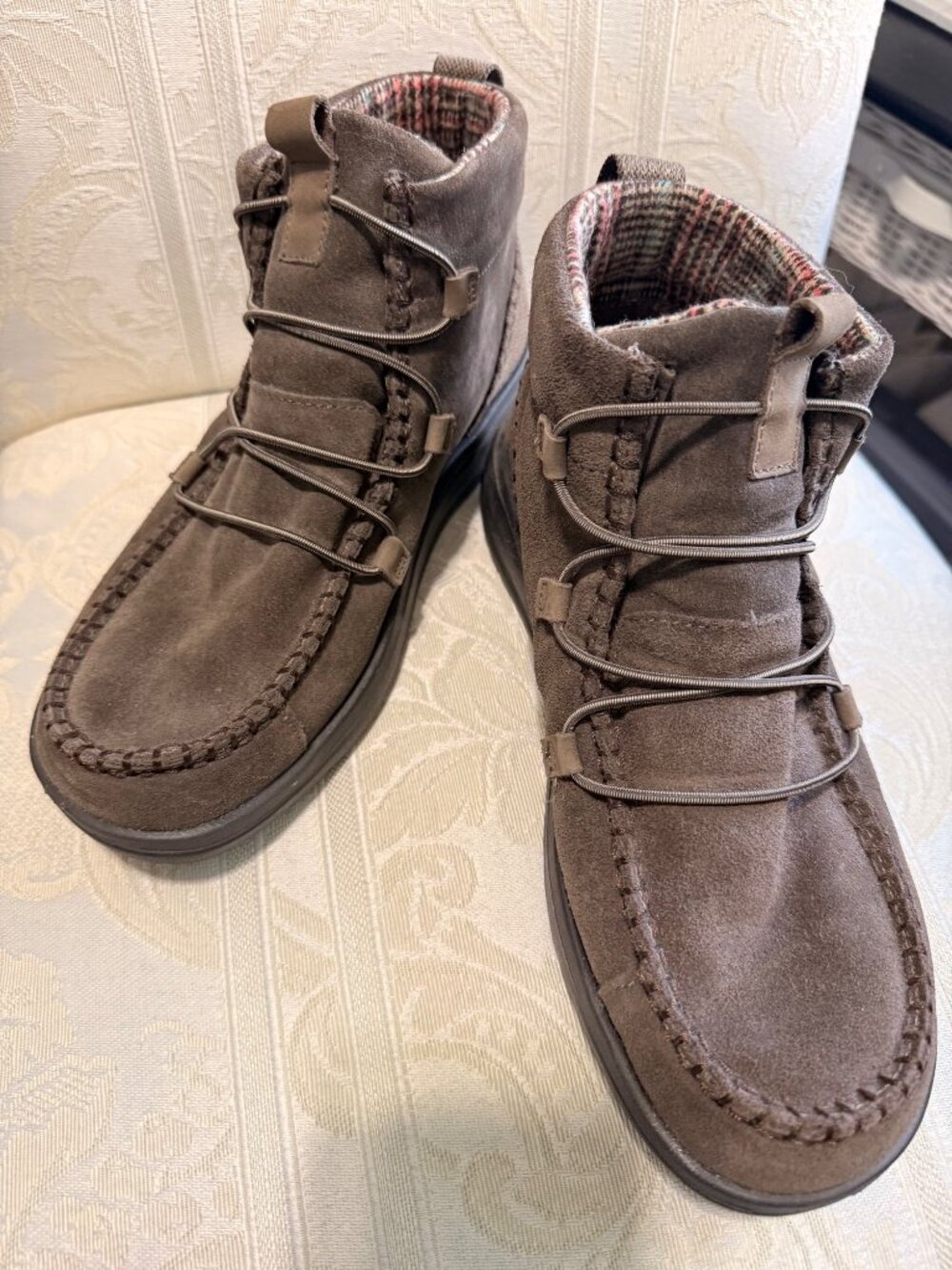 Hey Dude Eloise Suede Boots Womans 10 Java Brown Plaid Lined Ankle